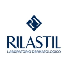 Rilastil Cofanetto D-Clar SOS Antimacchie Concentrato Esfoliante 30ml + Gocce 30ml + Crema Viso 40ml